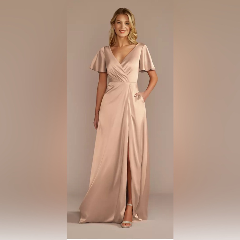 David’s Bridal Bridesmaids Gown F20628
